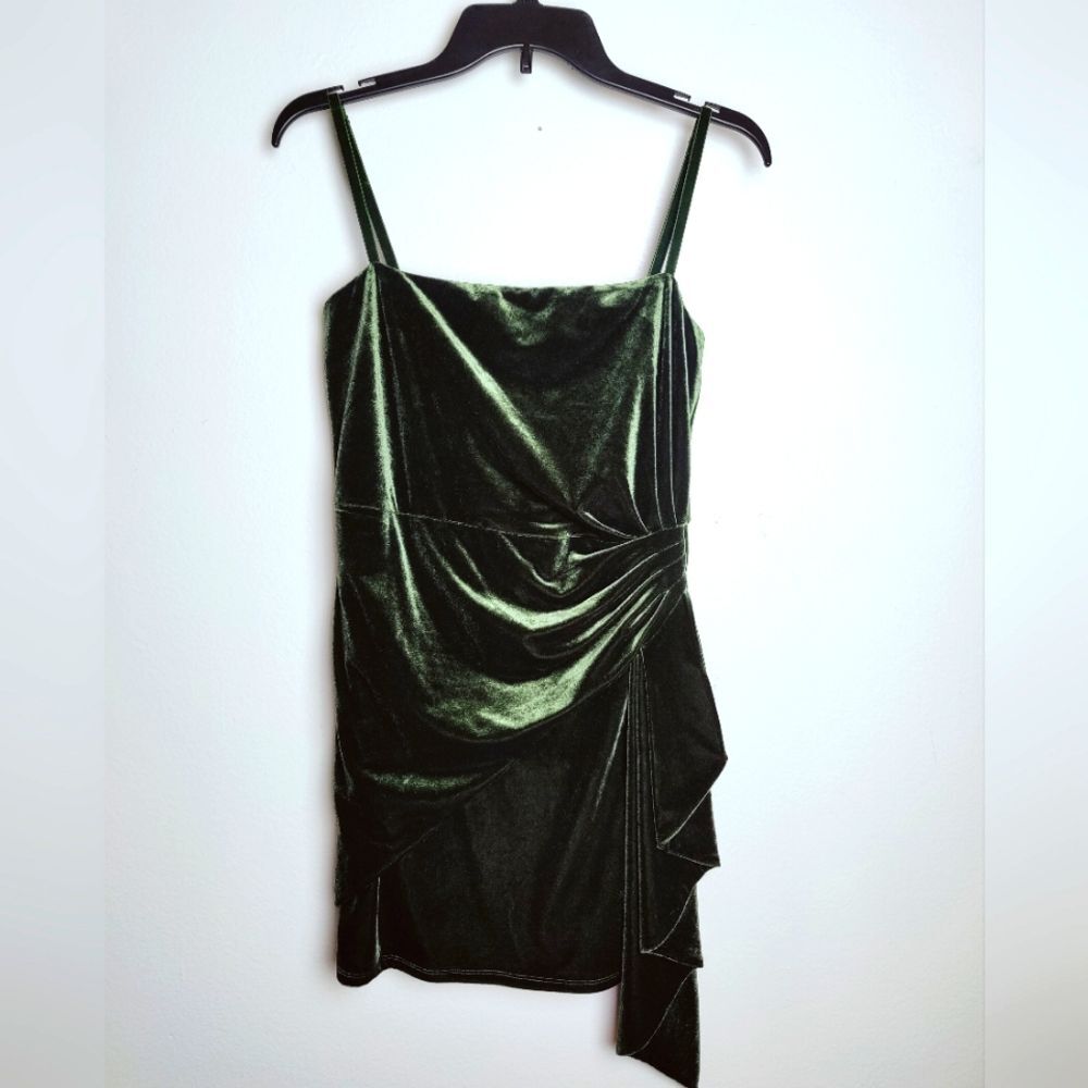 NWT Majorelle Asbury Mini Bodycon Green Velvet Dress, Sz M - Picture 5 of 14